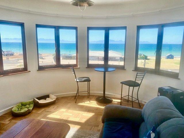 1 Bedroom Property for Sale in Fish Hoek Western Cape